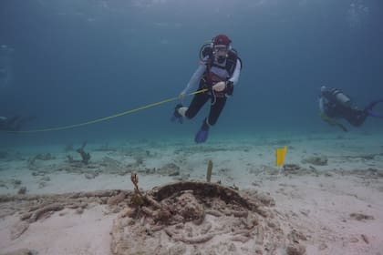 Los restos del navío se extienden a los largo de 75 metros, según los expertos