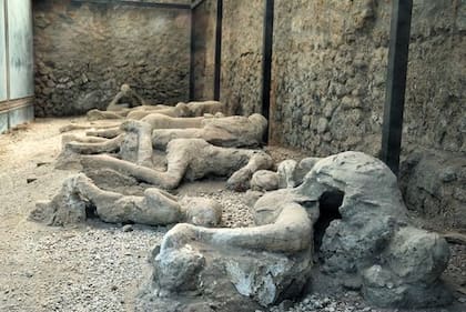 Los restos humanos quedaron en los mismos lugares que al momento de la erupción.