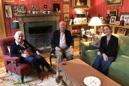 Los reyes eméritos de Bélgica Alberto II y Paola recibieron a la princesa Delphine en el castillo de Belvedere