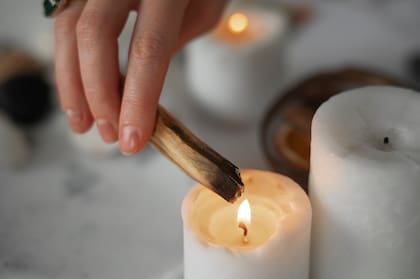 Los rituales que utilizan velas blancas resultan más poderosos (Archivo)