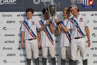 "Respirabas y te metían tres goles": el clásico que nació en un petit café de Recoleta y consagró a Los Robles