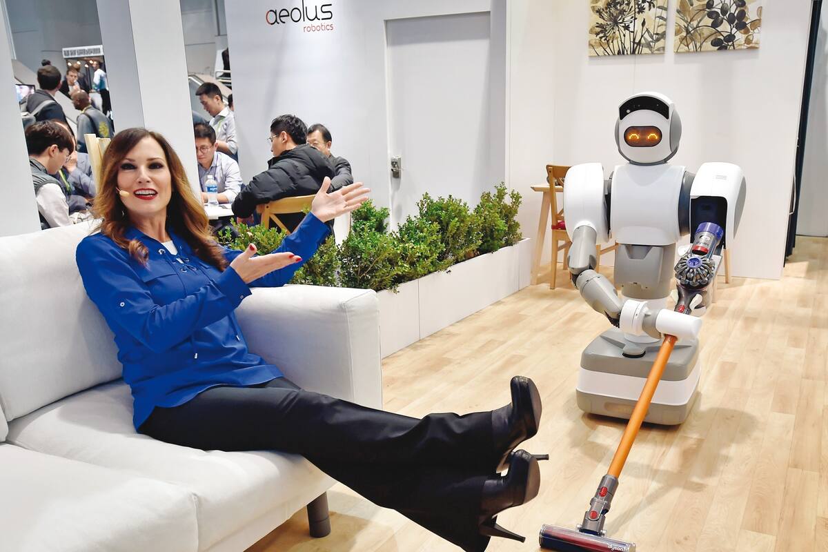 Los robots, las pantallas, los asistentes inteligentes, la salud monitoreada y los vehículos autónomos se adueñaron de la CES, en Las Vegas, principal feria de tecnología del mundo; nuevos dispositivos que simplificarán la vida