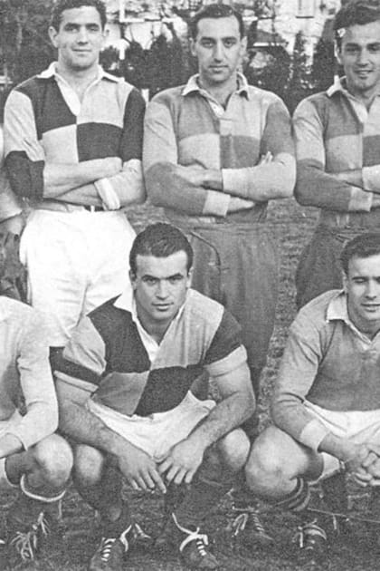 Los rugbiers de C.U.B.A. con la camiseta de Atalaya en un torneo de Seven. En el campeonato XV de URBA de 1955, El Gráfico los presentó como "serios candidatos al título".