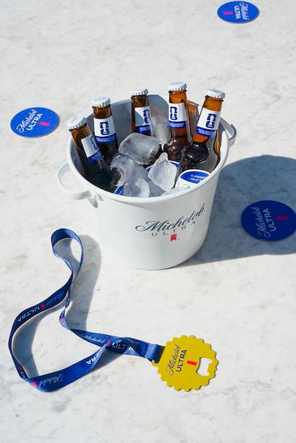 Los runners disfrutaron de un after social y se llevaron una medalla como recuerdo del evento