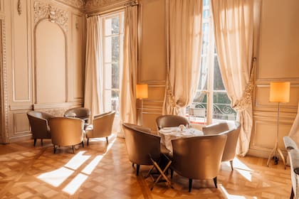 Los salones del Palacio Duhau tienen detalles elegantes