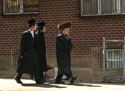 Los Satmar, la hermética comunidad de judíos jasídicos que se trasladó a Nueva York en su huida de Hungría durante la Segunda Guerra Mundial.