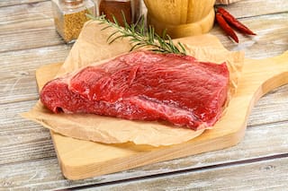 Cuánto tiempo dejar la carne cruda en la heladera, cómo guardarla y otros secretos para conservarla