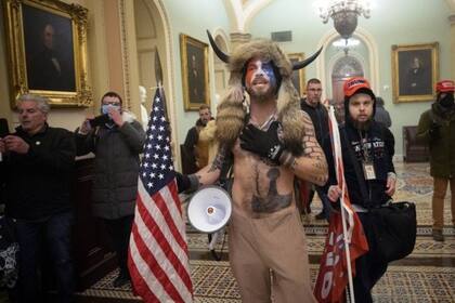 Los seguidores de Trump asaltaron el Capitolio después de una marcha de apoyo al mandatario.