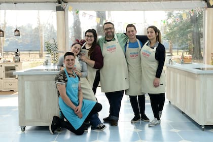 Los seis participantes de Bake Off Argentina