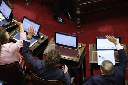Los senadores pasarán a cobrar más de 7 millones de pesos brutos