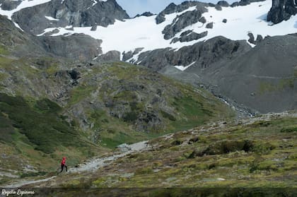 Los senderos de alta montaña en Ushuaia combinan paisajes de gran atractivo con tramos técnicos y condiciones cambiantes