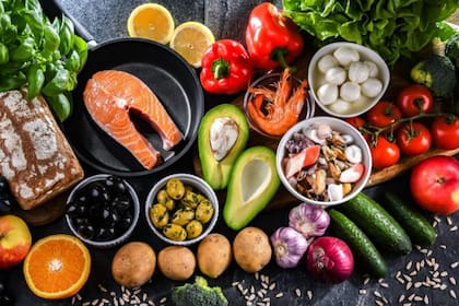 Los siete alimentos que pueden generar calambres e hinchazón estomacal