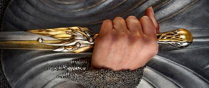 Los Silmarills son las joyas de Fëanor, gemas creadas a partir de la esencia de los dos árboles de Valinor: Laurelin y Telperion