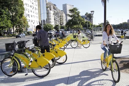 Los sistemas de bicicletas públicas es otro modo de compartir recursos.
