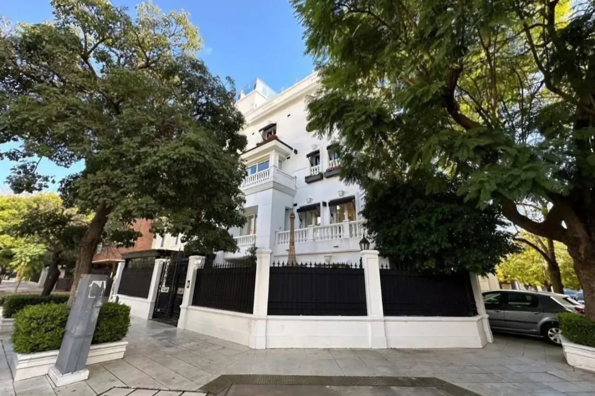Los socios compraron una residencia en uno de los barrios más exclusivos de la Ciudad de Buenos Aires