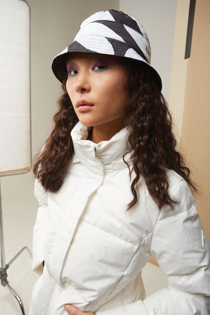 Los sombreros son hit esta temporada. El piluso se invernaliza. En pelo, lana y materiales waterproof, de colores y estampados. Son el ítem que completa cualquier look.