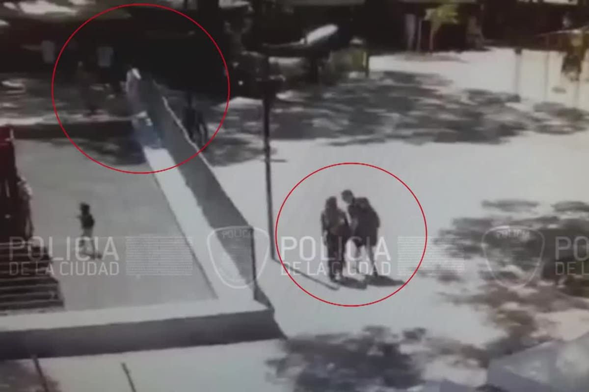 Los sospechosos en Plaza Serrano, horas antes del crimen