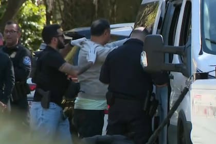 Los sospechosos fueron detenidos en diferentes puntos de Coral Gables, tras el aviso de un residente