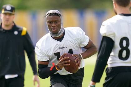 Los Steelers transfieren al receptor George Pickens a Dallas