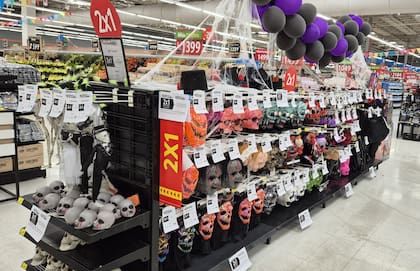 Los supermercados trabajan en la propuesta de un surtido diferencial y un seteo en el piso de venta señalizado