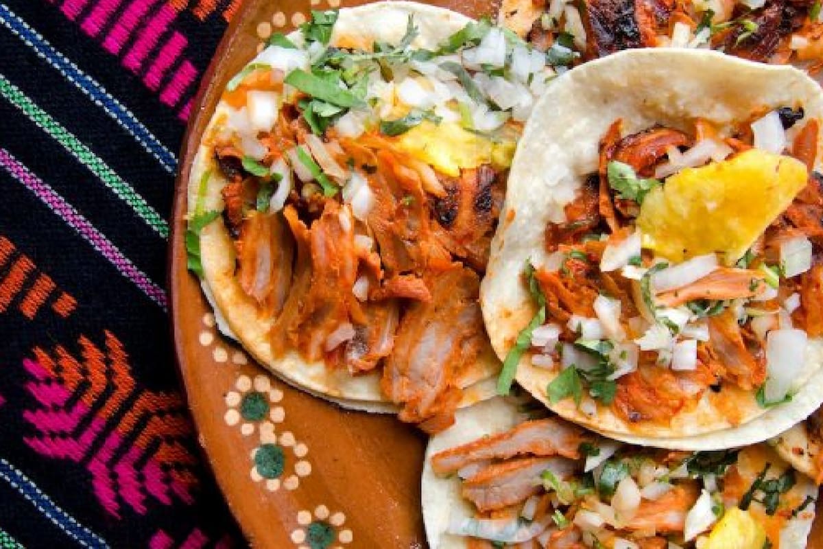 Los tacos al pastor son uno de los platillos preferidos en este 5 de mayo