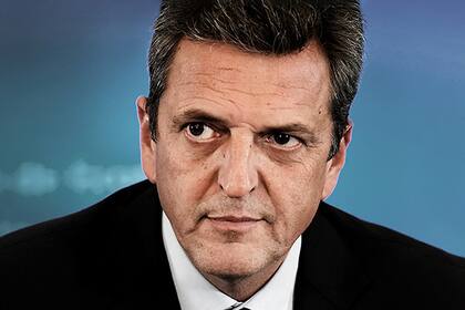 Los tamberos e industrias reclaman medidas a Sergio Massa