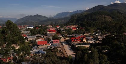 Los tejados a dos aguas típicos en Europa también abundan aquí