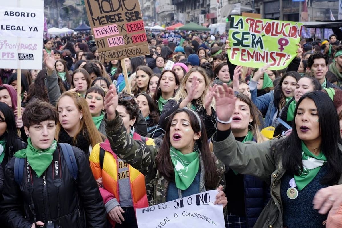 Los temas de género y diversidad sexual dominan el interés de los jóvenes