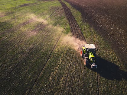Los trabajadores agrícolas también suelen obtener ofertas laborales en EE.UU.