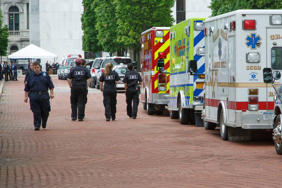 Los trabajadores de transportes de emergencias enfrentan severas complicaciones administrativas y financieras