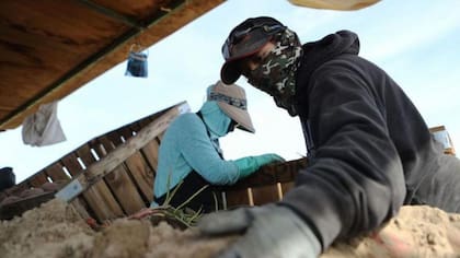 Los trabajadores podrían tener un estatus condicional de dos años y luego solicitar la residencia permanente en EE.UU.