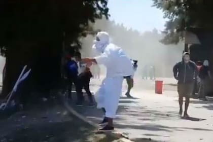 Los trabajadores reclamaban frente a la empresa