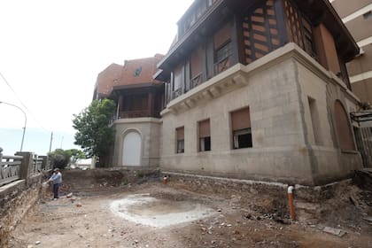 Los trabajos de restauración en el frente