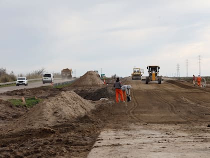 Los trabajos en el nuevo tramo de autovía de la ruta 11