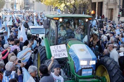 Los tractores llegan a Plaza de Mayo