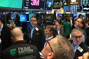 Los traders de Wall Street, en pleno nerviosismo tras el colapso del Silicon Valley Bank, la primera de las varias sacudidas del sistema bancario en Estados Unidos y Europa