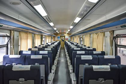 Los trenes de larga distancia ya tienen los pasajes a la venta, aunque quienes los hayan adquirido deberán realizar una confirmación de la reserva hasta 24 horas antes del viaje