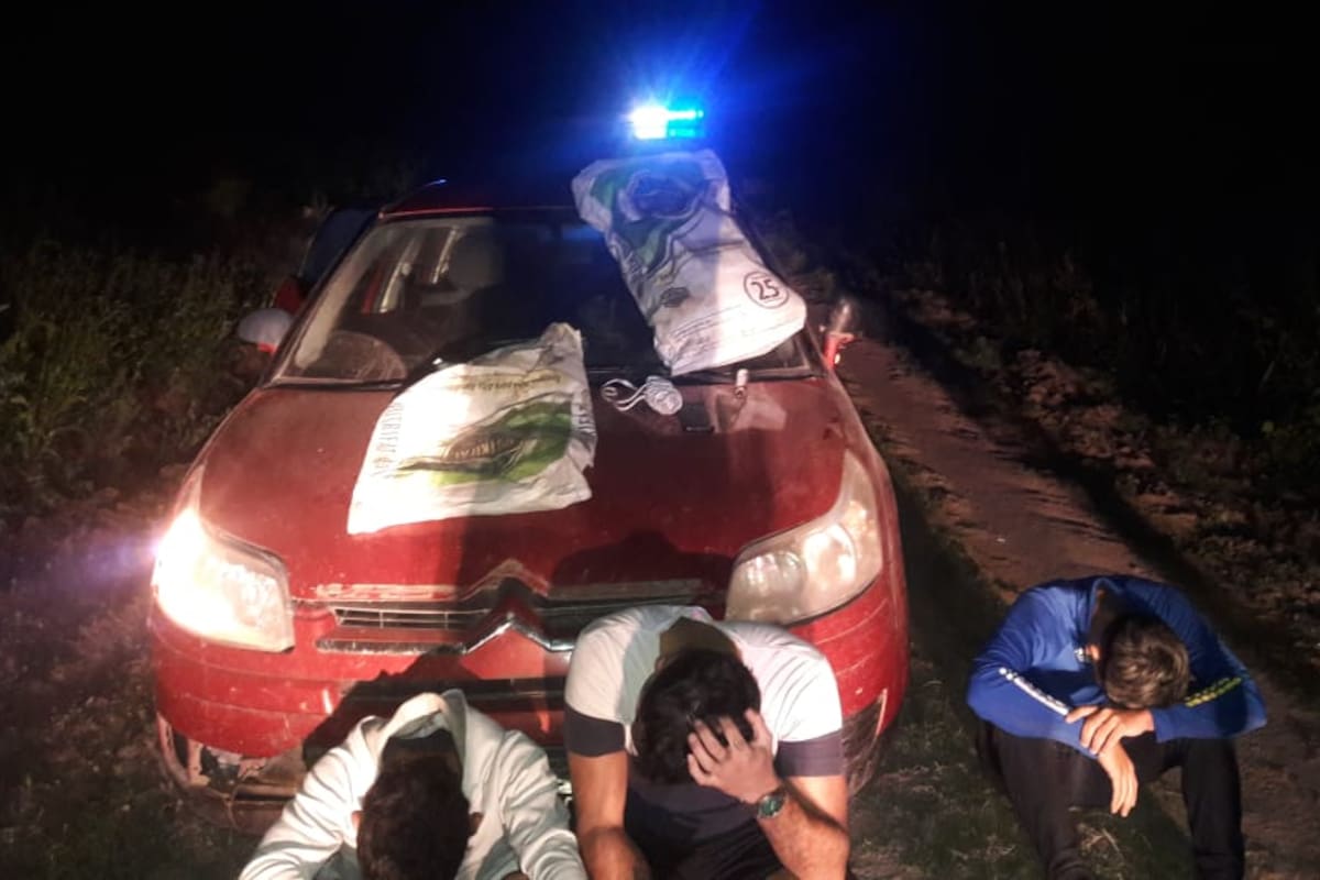 Los tres detenidos serían oriundos de la zona de Freyre, a unos 17 kilómetros donde ocurrió el ataque al silobolsa
