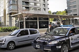 Los tres sospechosos fueron descubiertos en una de las unidades de Le Parc y los investigadores sospechan que también fueron responsables de varios hurtos en Mulieris y en Zencity