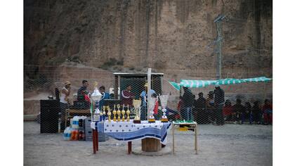 Los trofeos que seran entregados a los campeones de las distintas categorias del Torneo de Comunidades de Iruya organizado por el Club Deportivo Social y Cultural Iruya