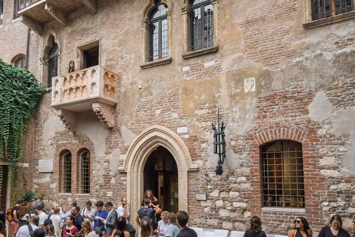 Los turistas ahora tienen que pagar €12 para ver el balcón de "Romeo y Julieta"