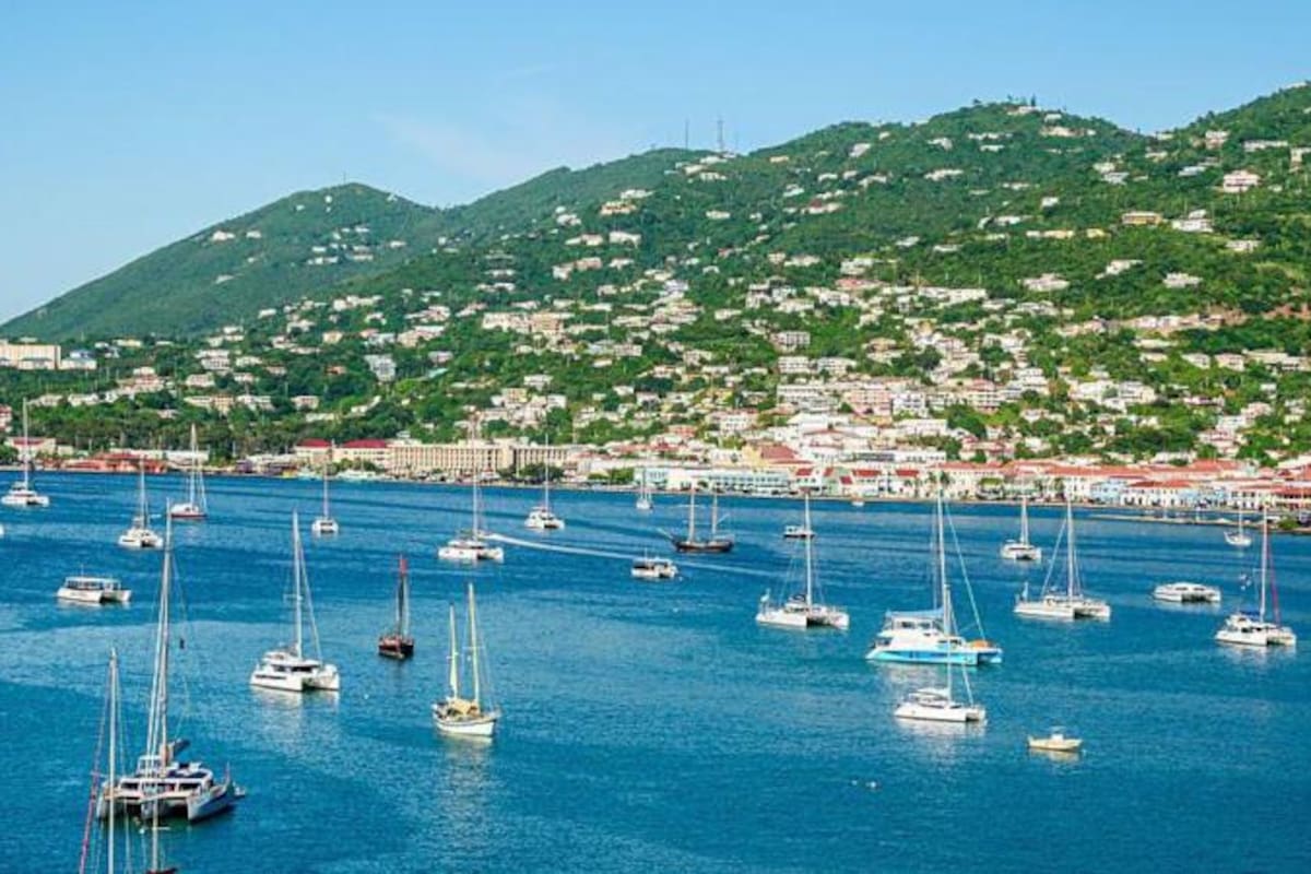 Los turistas las disfrutan hoy ajenos a las rivalidades entre potencias que marcaron la historia de las Islas Vírgenes de Estados Unidos.