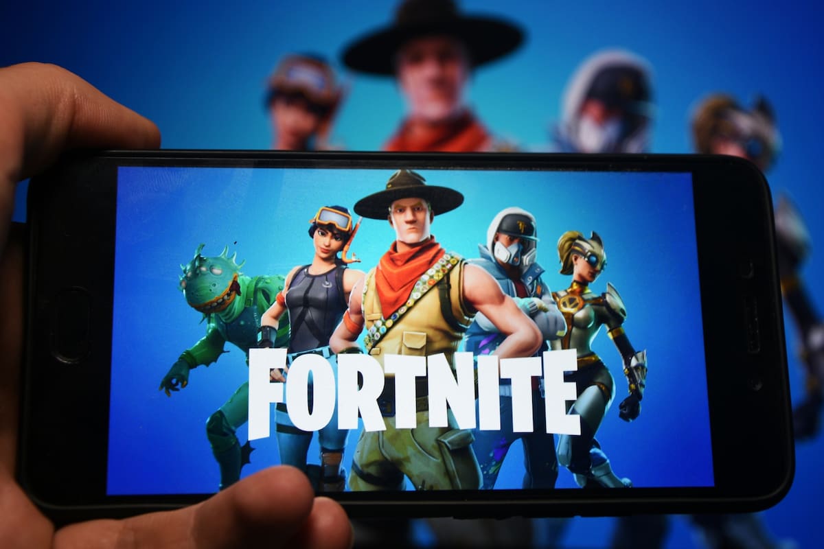 Los usuarios de teléfonos y tabletas con Android podrán instalar de forma manual el juego desde la web oficial de Epic Games, mientras que los usuarios de dispositivos de Samsung podrán utilizar la descarga directa desde la tienda Galaxy Store