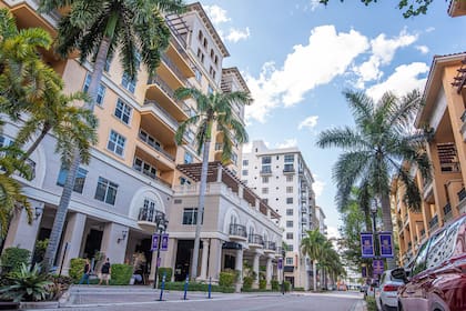 Los vecindarios de Boca Ratón son conocidos por ofrecer un estilo de vida exclusivo para los residentes