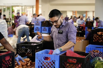 Los vecinos del norte de Dallas tendrán más acceso a alimentos nutritivos gracias a las despensas gratis en Texas