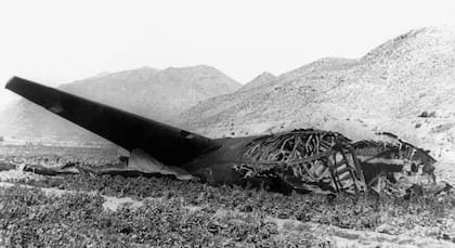 Los vecinos salieron a ayudar a los tripulantes sin saber que, junto a los restos de los aviones, habían caído armas nucleares