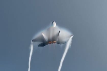 Los vehículos hipersónicos no siempre son armas, también pueden ser aviones u otros tipos de aeronaves cuya velocidad rompe la barrera del sonido