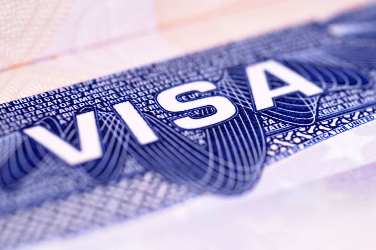 Los viajeros afectados por la nueva medida deberán pagar una fianza antes de tramitar su visa B-1/B-2 en Estados Unidos