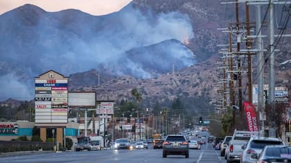 Los vientos de Santa Ana continúan asediando a las distintas localidades de Los Ángeles
