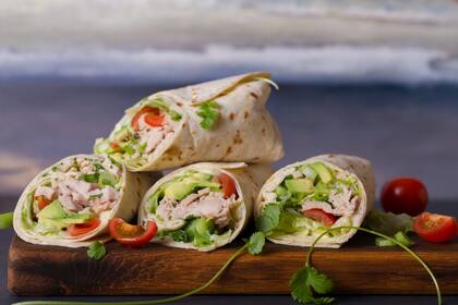 Los "wraps" son una excelente opción: fáciles de hacer y prácticos para llevarlos a cualquier lado.
